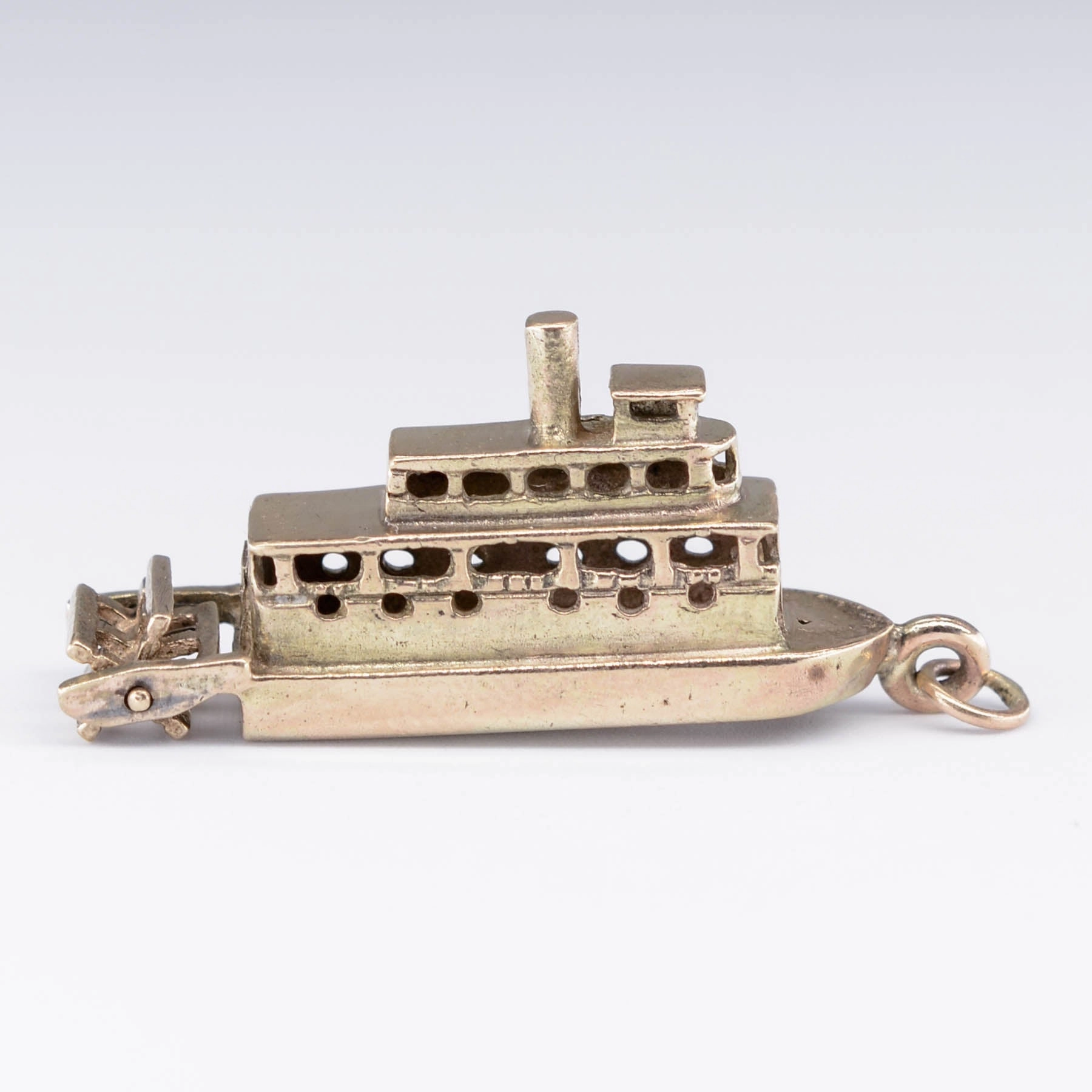 10k Paddlewheel Boat Charm Power Look