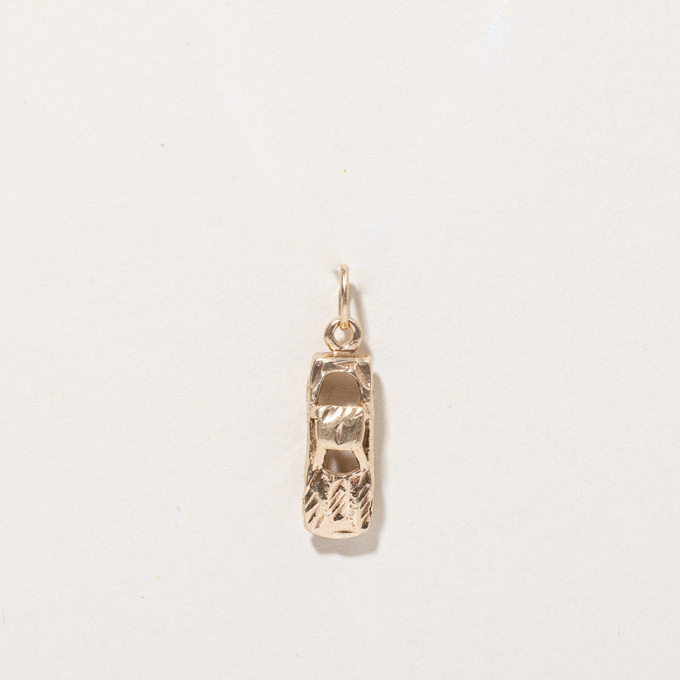 Delicate Spark Fashion Form 10k Yellow Gold Car Charm