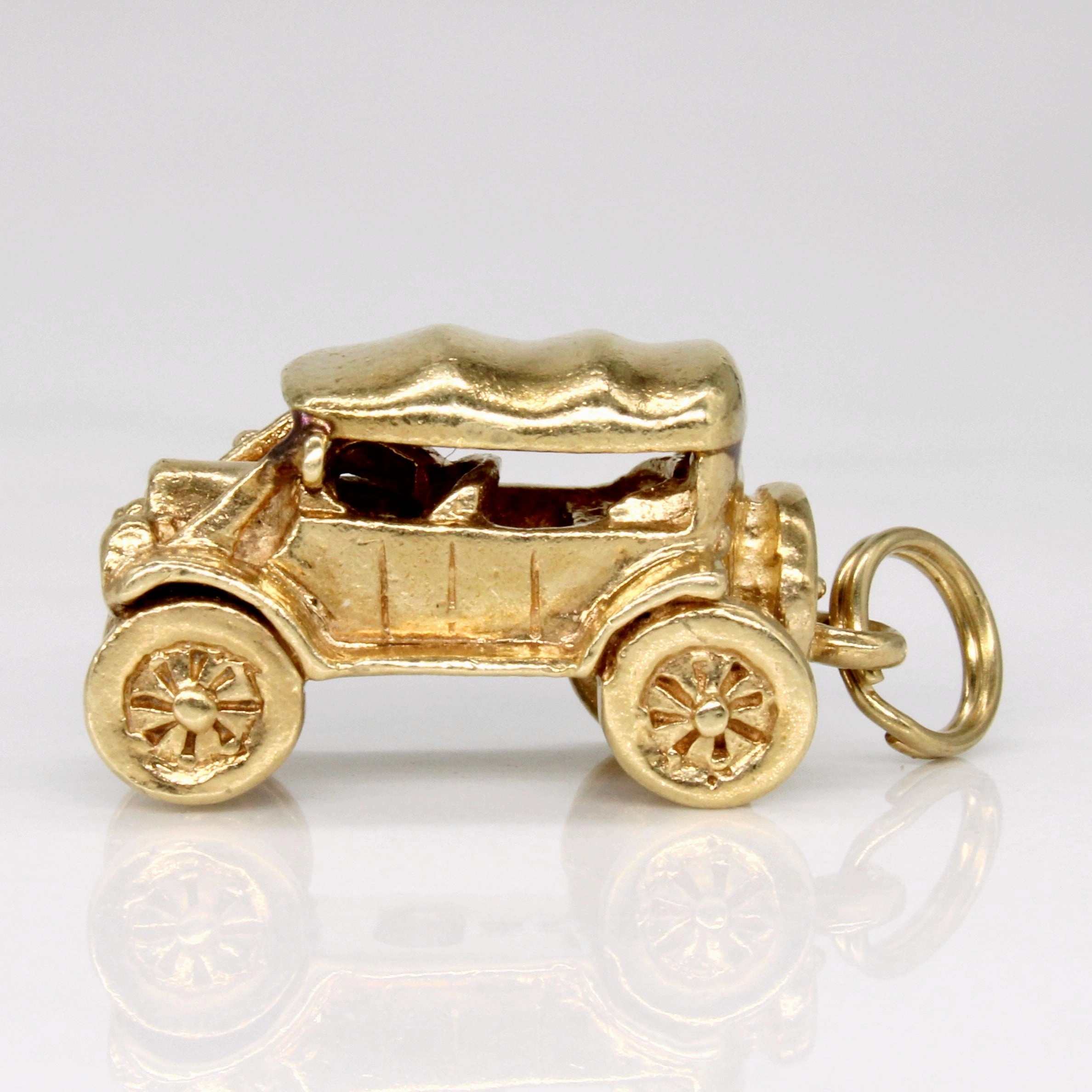 10k Yellow Gold Car Charm Romantic Finish