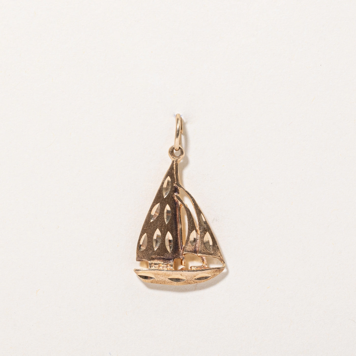 10k Yellow Gold Sailboat Charm Gleaming Edge