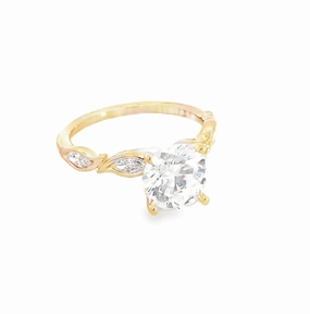 Classic Vibe 14K Diamond Engagement Ring with Marquise Diamonds