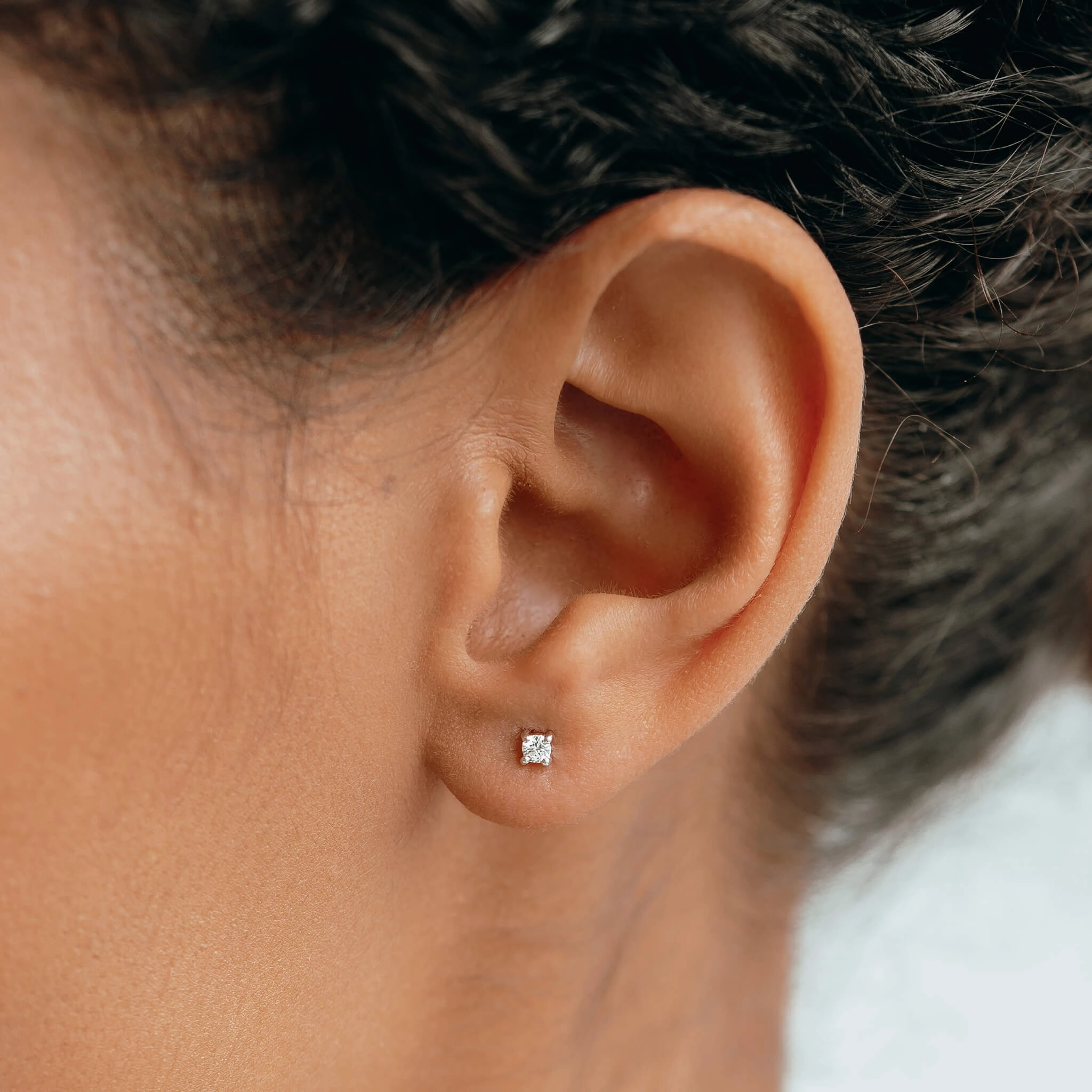 14k White Gold Diamond Stud Earrings 2.5mm - Aria Spring Mood Glistening Shine