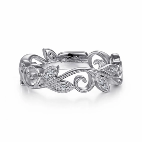 Everyday Favorite Glitter Detail 14K White Gold Scrolling Floral Diamond Stackable Ring