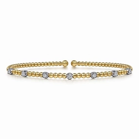 Graceful Motion 14K White-Yellow Gold Bujukan Diamond Stations Bangle
