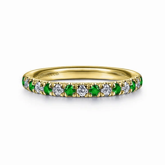 Vibrant Jewelry Shine Day To Day 14K Yellow Gold 15 Stone Diamond and Emerald Anniversary Band