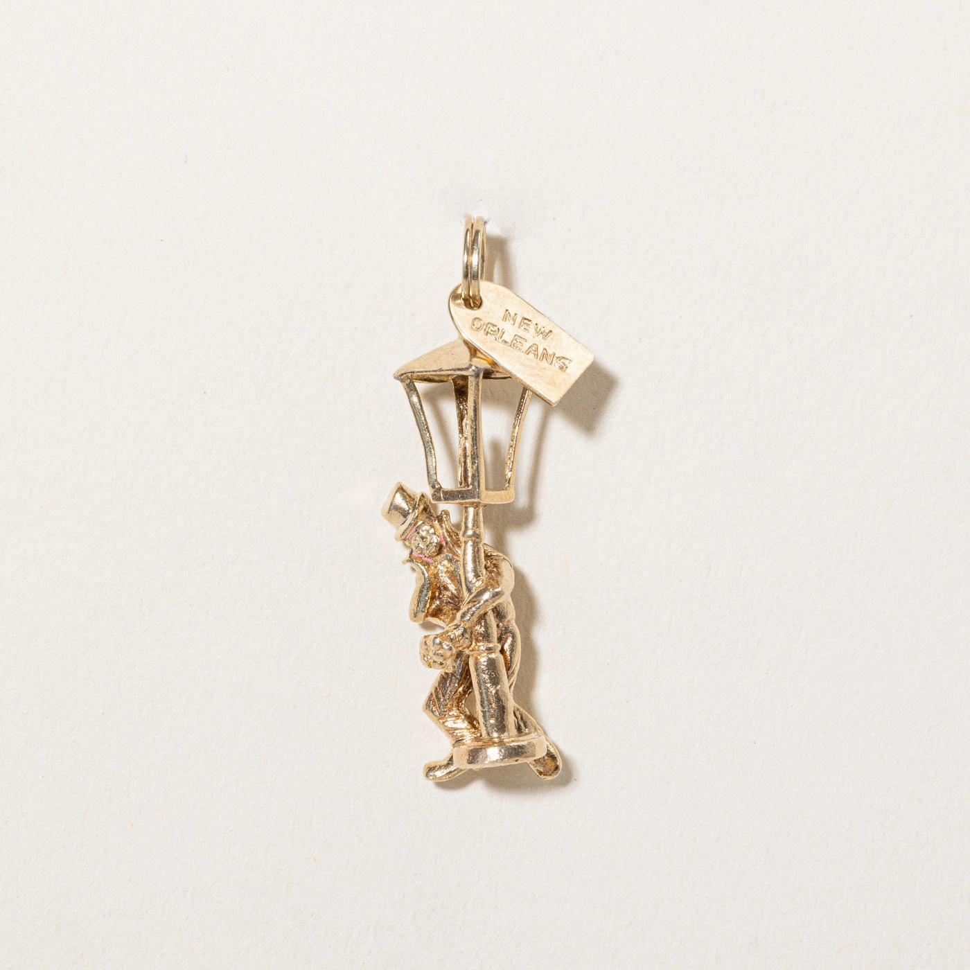 14k Yellow Gold New Orleans Charm Classic Layer