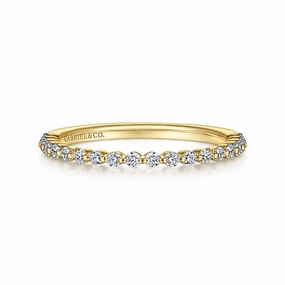 14K Yellow Gold Single Prong Diamond Anniversary Band Exclusive piece Pure Detail