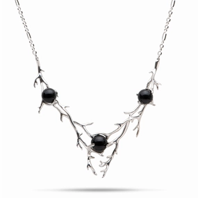 Contemporary Feel 16.5-18" Adjustable Heritage Black Coral Necklace in White Gold