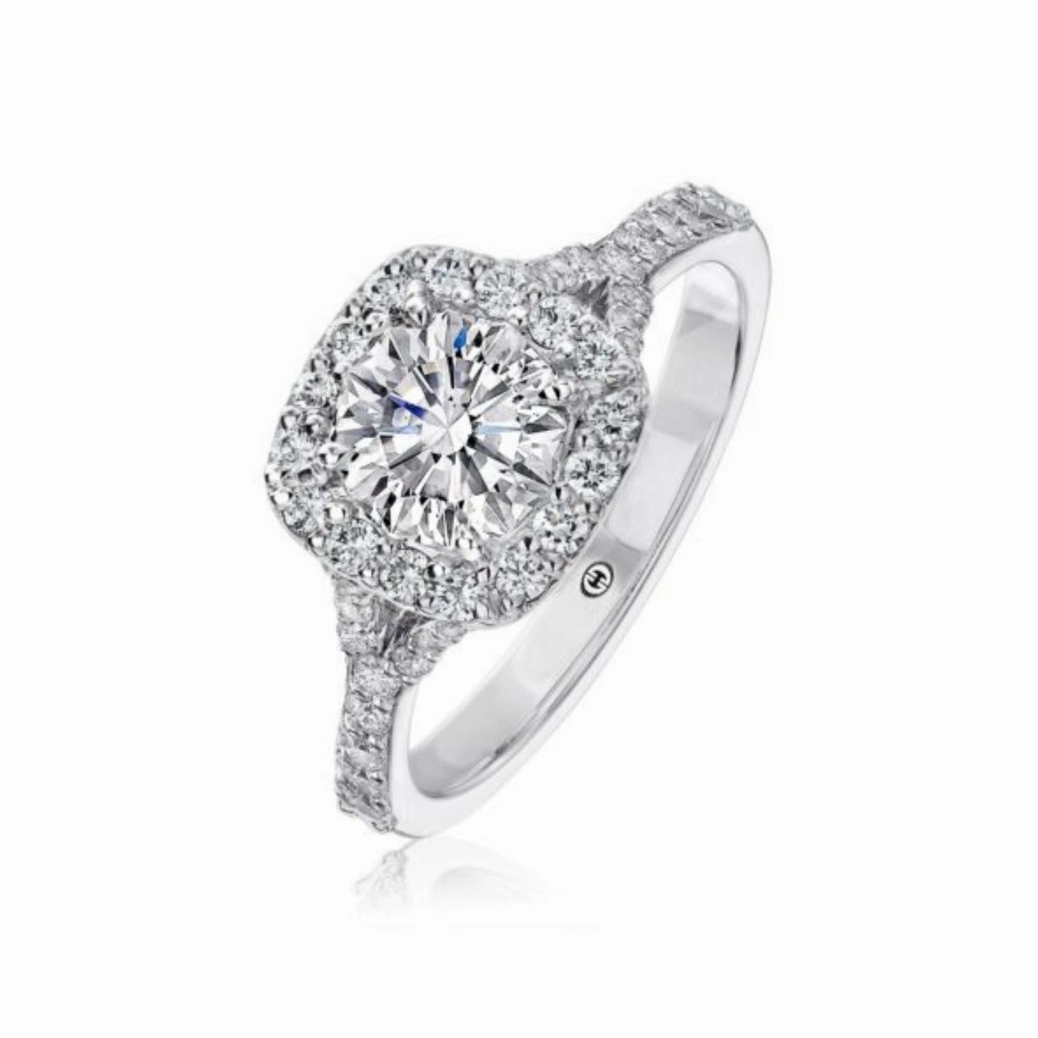 Vibrant Glam Trendy Charm 18K White Gold Cushion Halo Engagement Ring