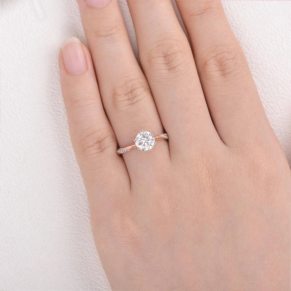 Vibrant Piece Clean Detail 1.0ct Round Cut Moissanite Six-prong Vintage Solitaire Ring