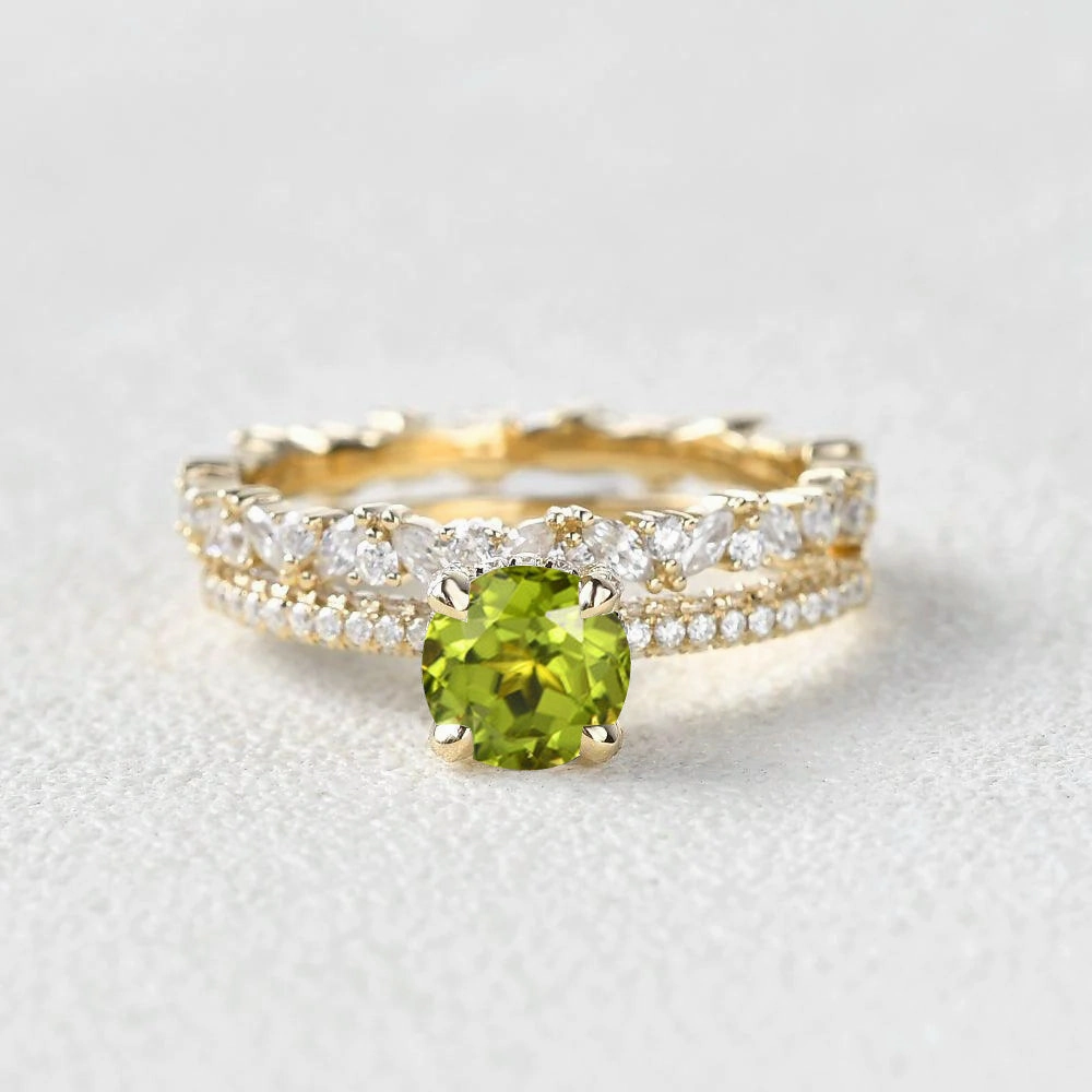 1.0ct Round Peridot Cluster Vintage Gold Ring Set 2pcs Unique Radiance Light Touch