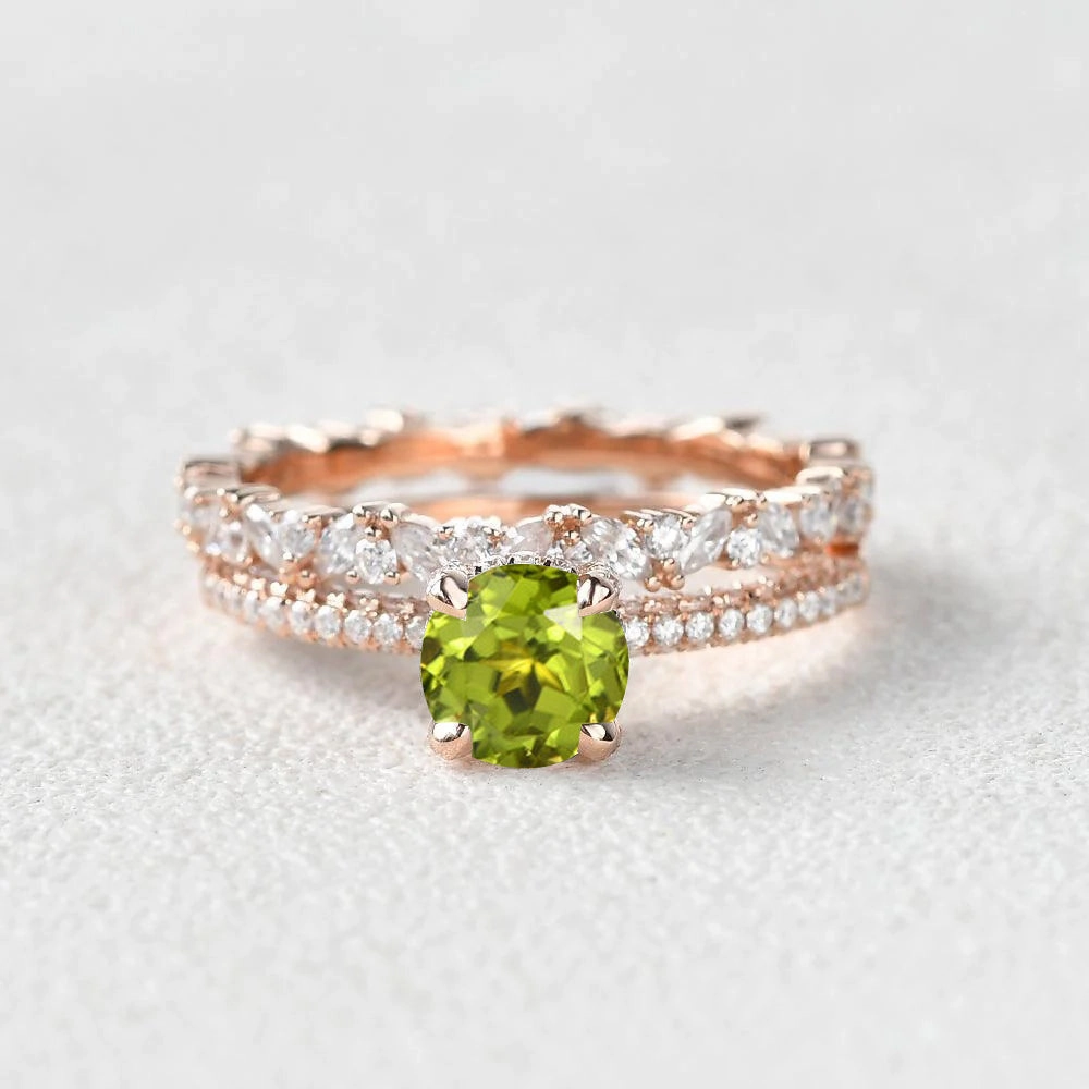 All ages Stylish Flow 1.0ct Round Peridot Cluster Vintage Gold Ring Set 2pcs