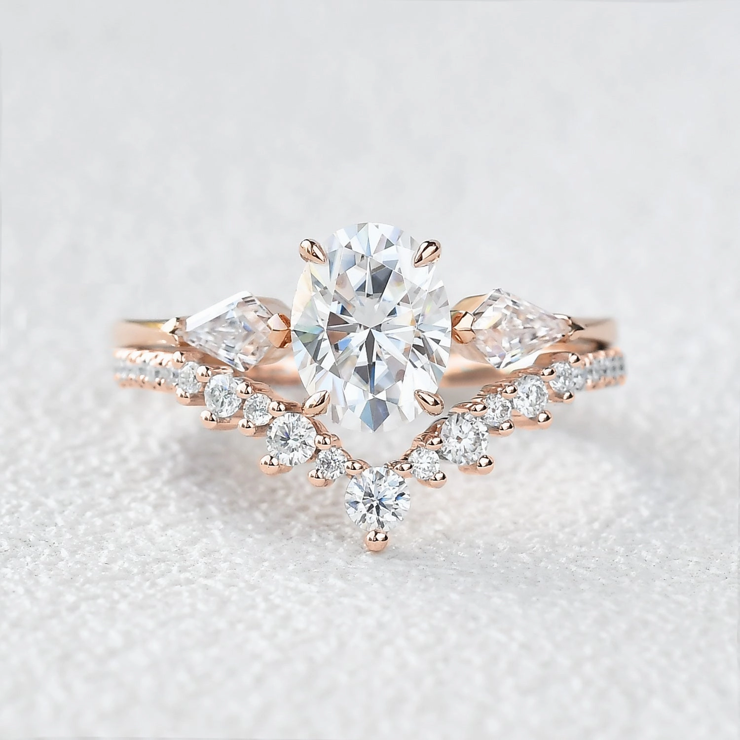 1.5ct Oval Moss Agate Three Stones Engagement Ring Set 2pcs Contemporary Form