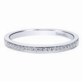 Casual Look City Fashion 20-Stone Bead Set Diamond Band .10 Cttw 14K White Gold