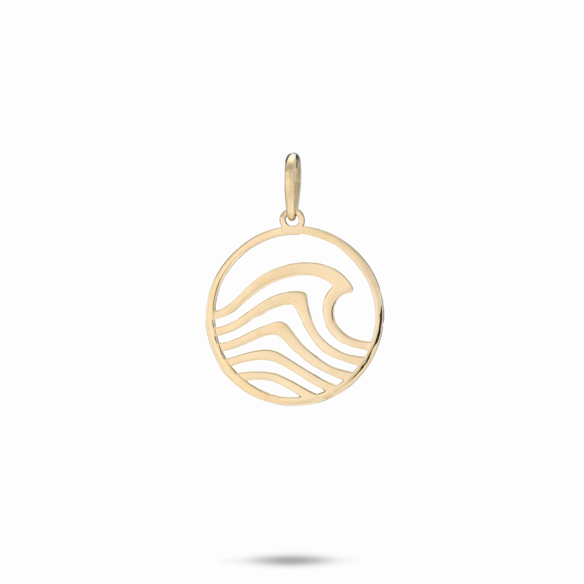 Casual Vibe Abstract Nalu Pendant in Gold - 22mm