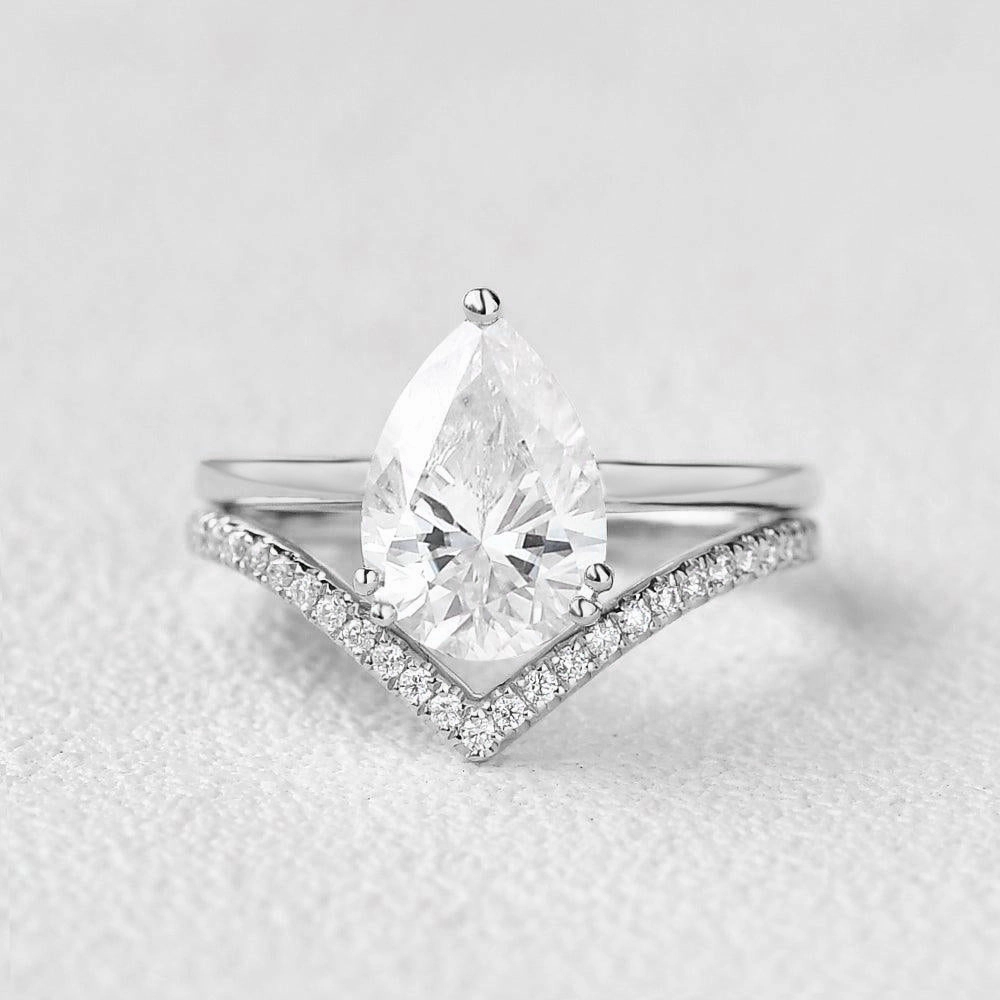 2.0ct Pear Shaped Moissanite Ring Set 2pcs Glistening Sparkle