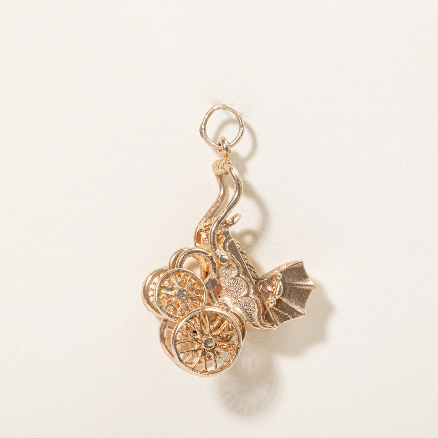 Classic Detail 9k Yellow Gold Baby Carriage Charm