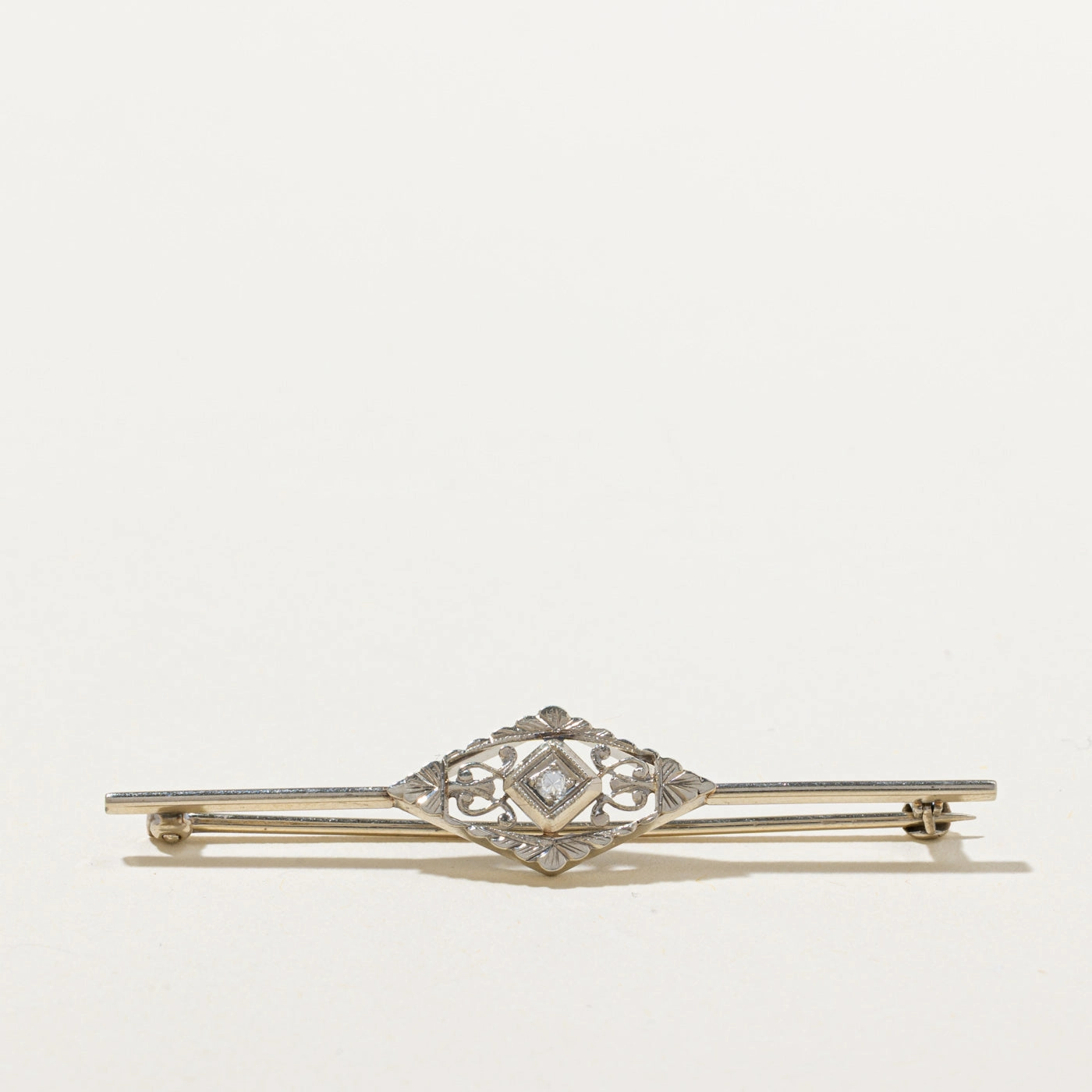 Delicate Beauty Statement Style Antique Solitaire Diamond Brooch | 0.03ct