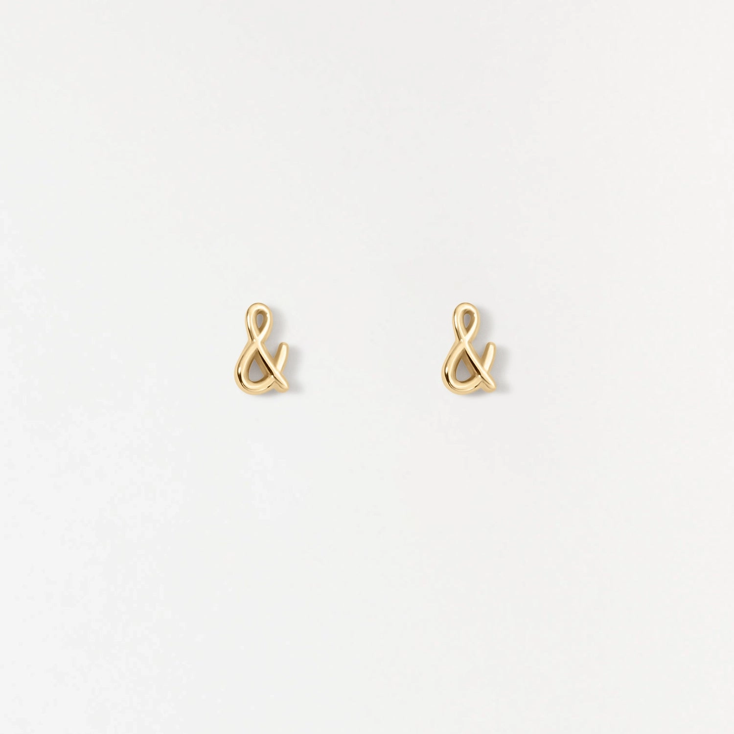 Ampersand Studs Rich Detailing