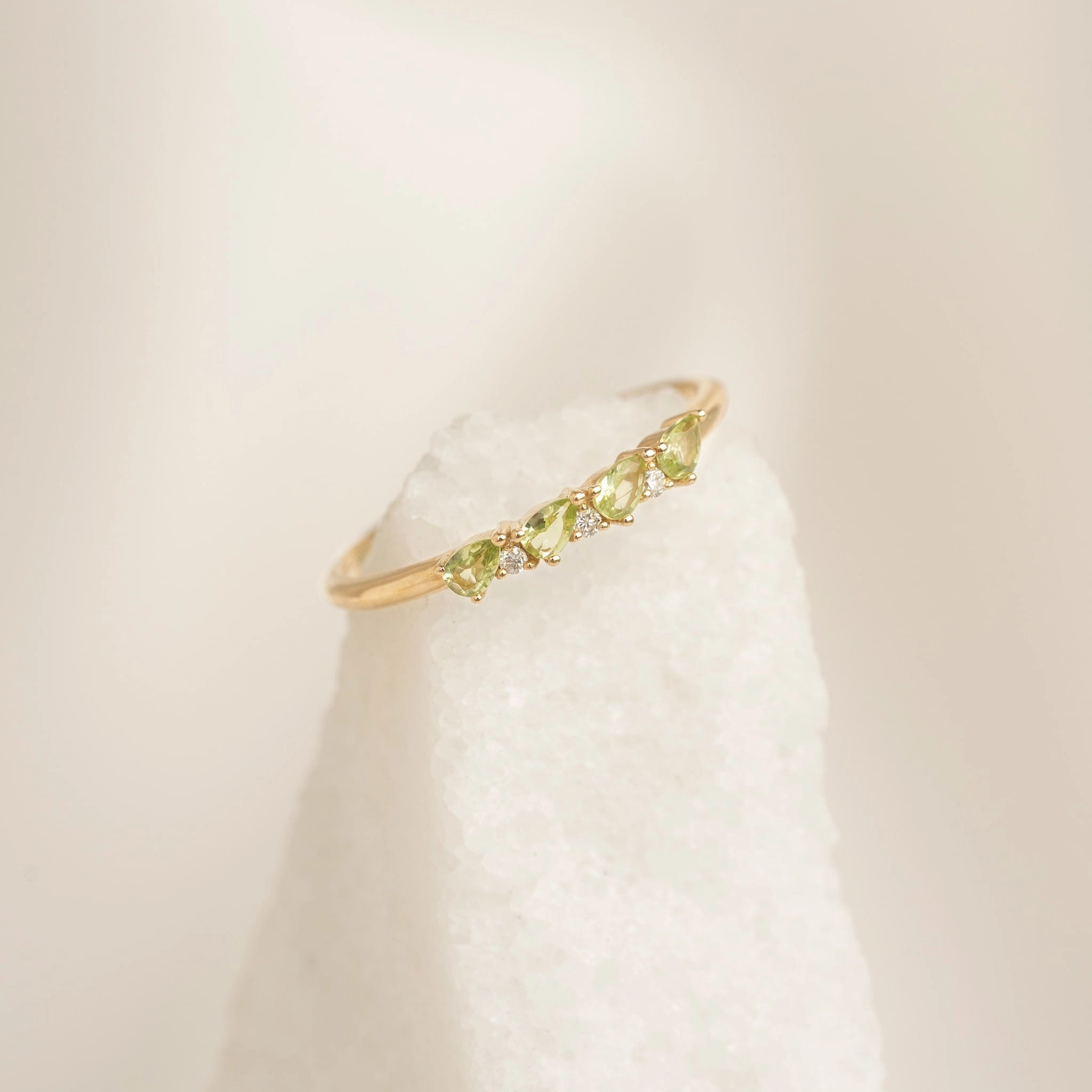 Sparkle Mood Versatile Design August Birthstone Pear Ring 14k Gold - Olivine and Diamond