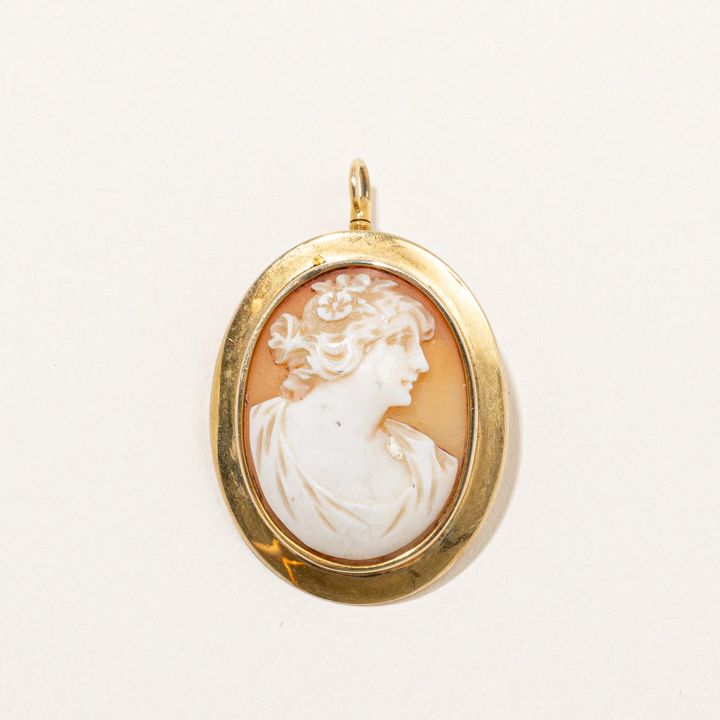 Camera Glow Glistening Glow Birks' Carved Shell Cameo Brooch & Pendant | 7.50ct |