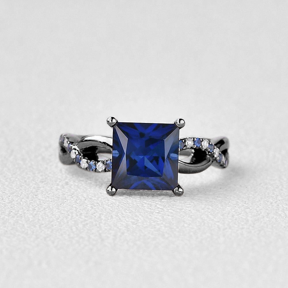 Black Gold Blue Sapphire & Moissanite Retro Style Ring Luxury Appeal