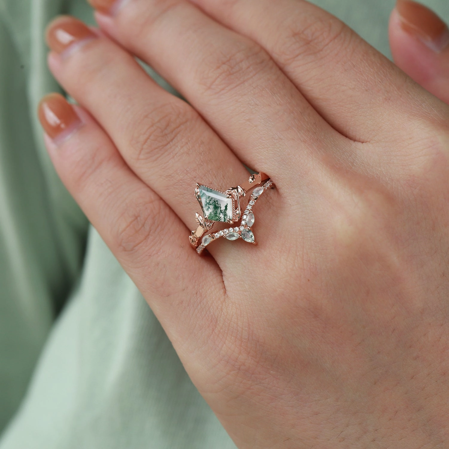 Black Gold Kite Cut Moss Agate Leafy Ring Sets 2pcs - Lark Vintage Symbol