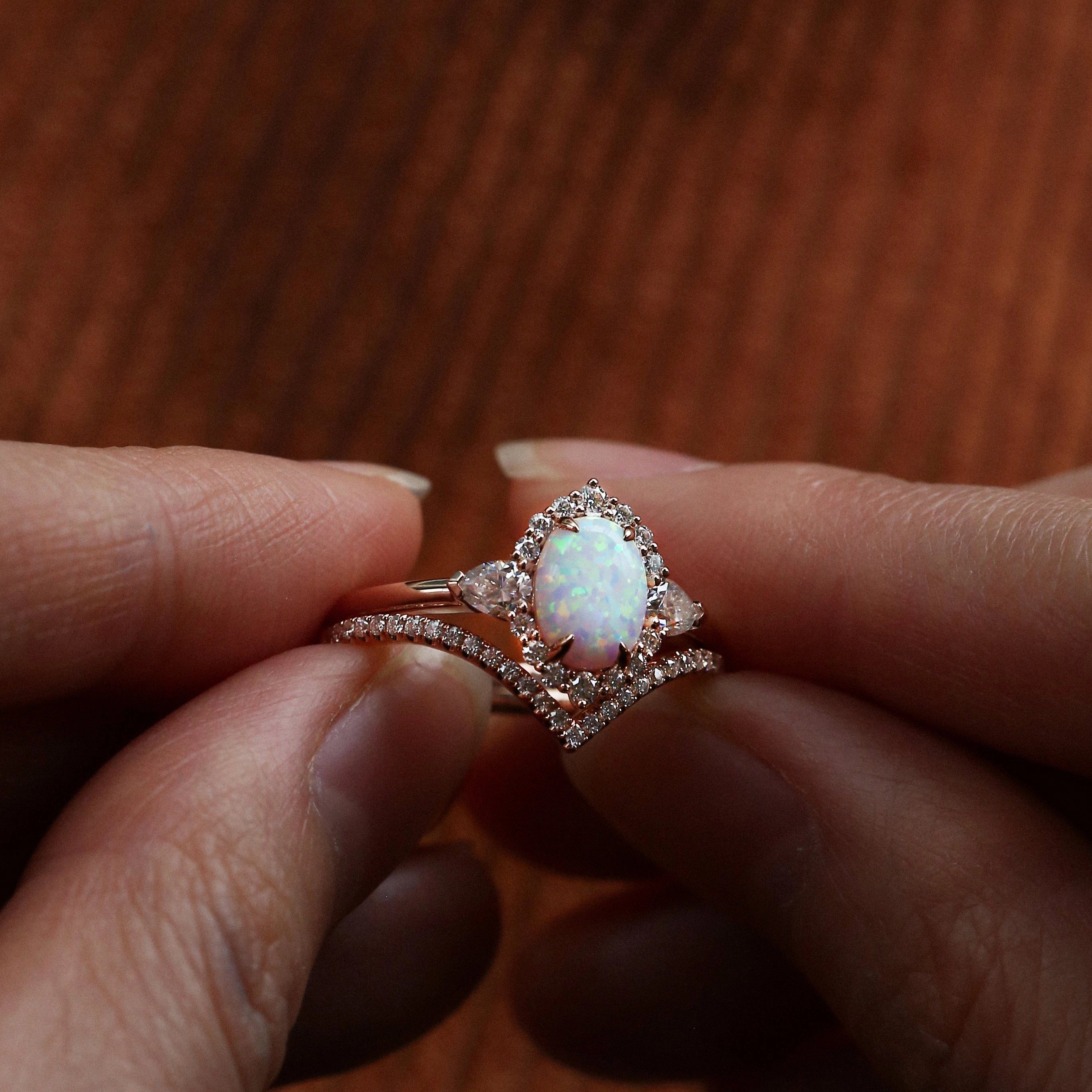 Weekend Style Black Gold Oval Opal Halo Ring Set 2pcs