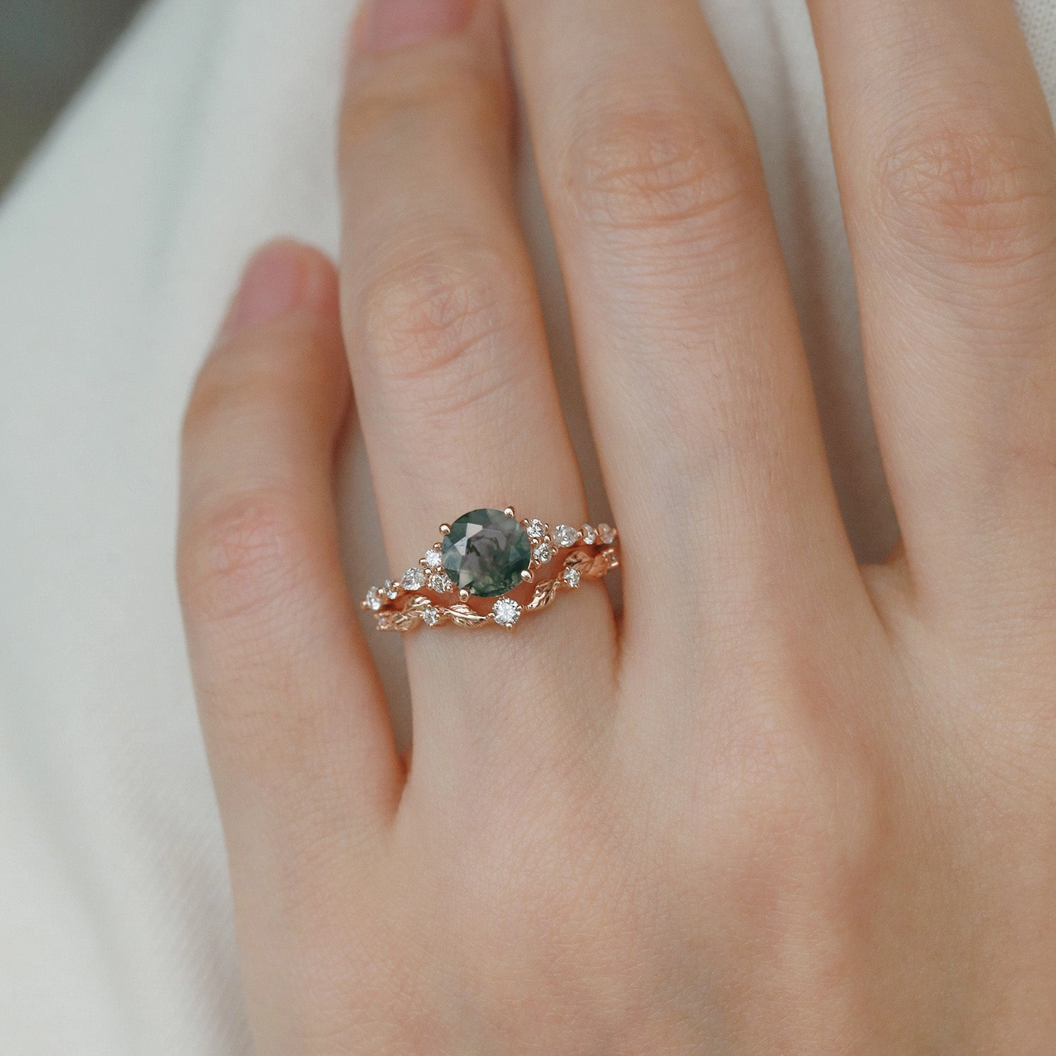 Affordable Craft Black Gold Round Shaped Leafy Moss Agate Engagement Ring Sets 2PCS