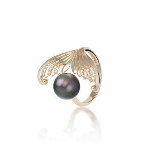 Dazzling Craft Precious Detail Moon Mermaid Tahitian Black Pearl Ring in Gold with Diamonds - 9-10mm