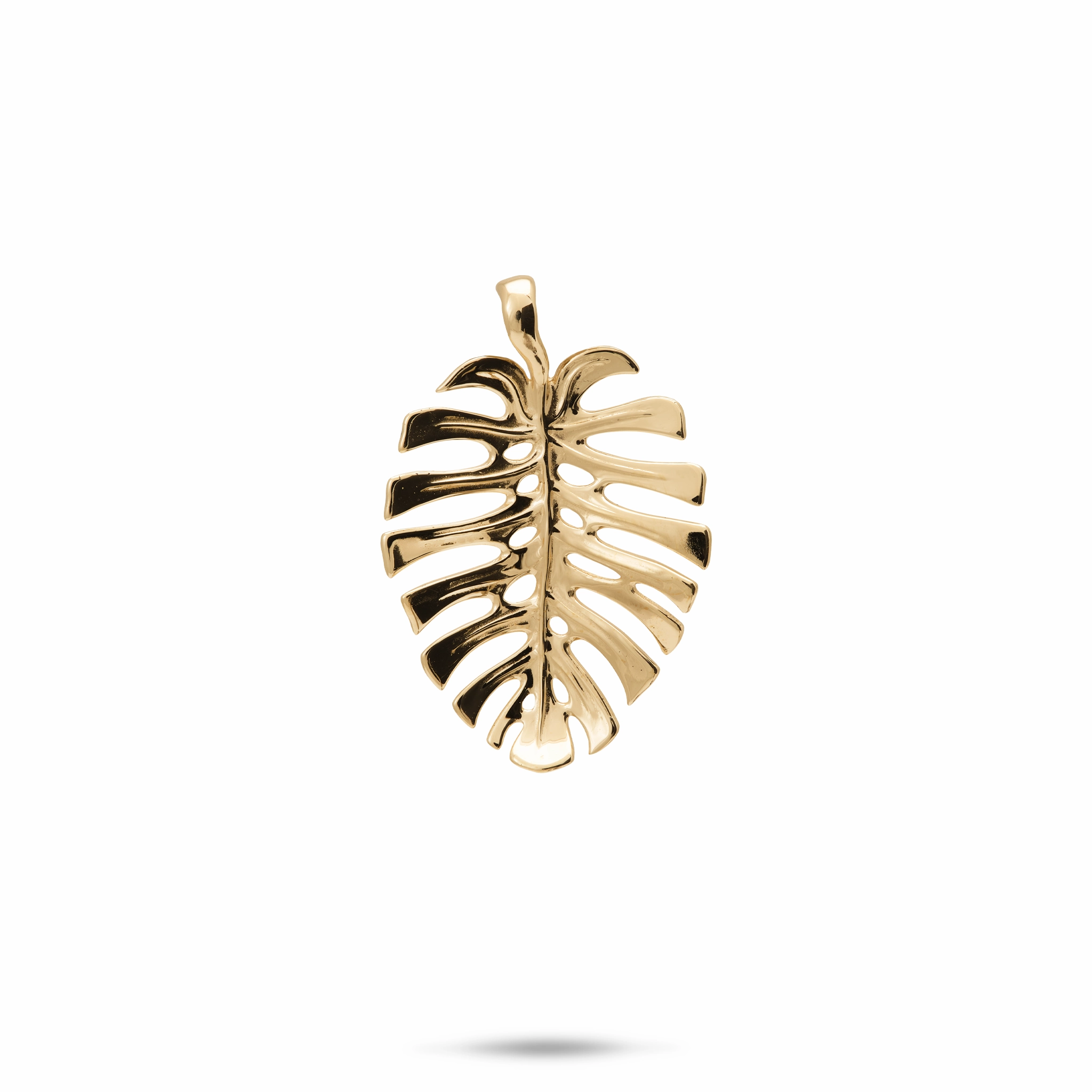 Luxurious Finish Monstera Pendant in Gold - 20mm
