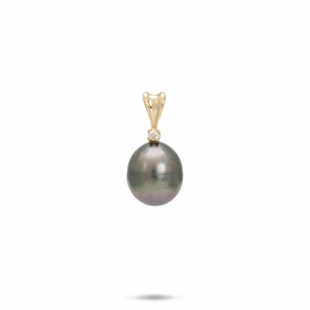 Tahitian Black Pearl Pendant in Gold with Diamond - 8-9mm Camera Ready Favorite Accent