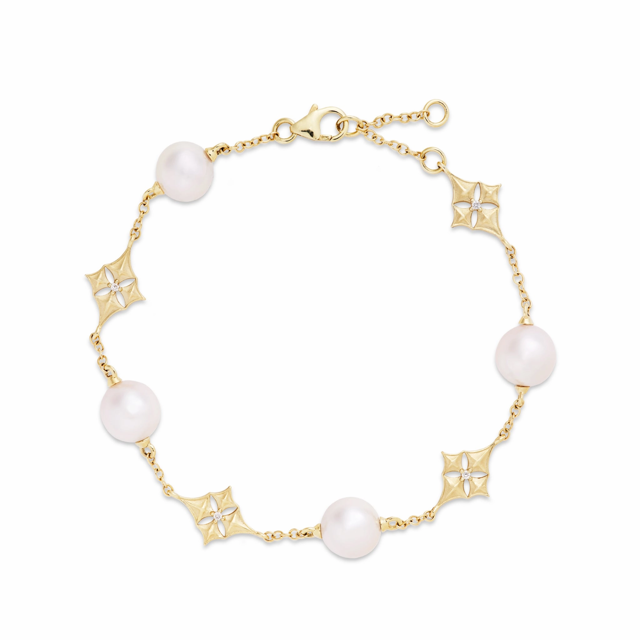 Weekend Glam Precious Detail 7-8" Hawaiian Quilted Star Akoya White Pearl Bracelet in Gold with Diamonds - 8mm Classic Elegance