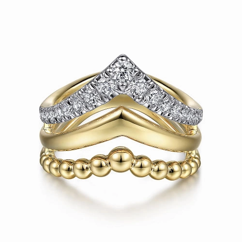 Handmade Shine Understated Elegance 14K Yellow Gold Triple Row Bujukan Chevron Diamond Ring