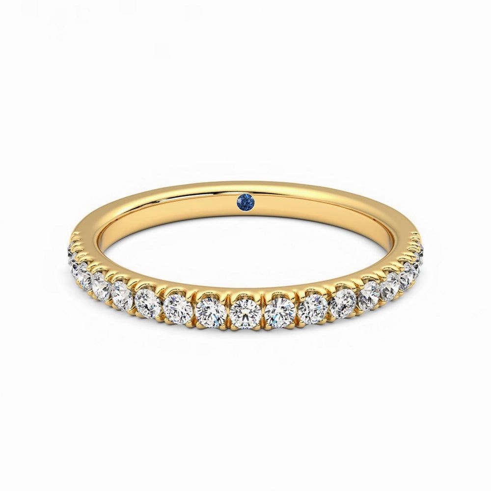 Pure Highlight Bright Pop Classic Pav?? Set Moissanite Wedding Band with Anniversary Stone Accent