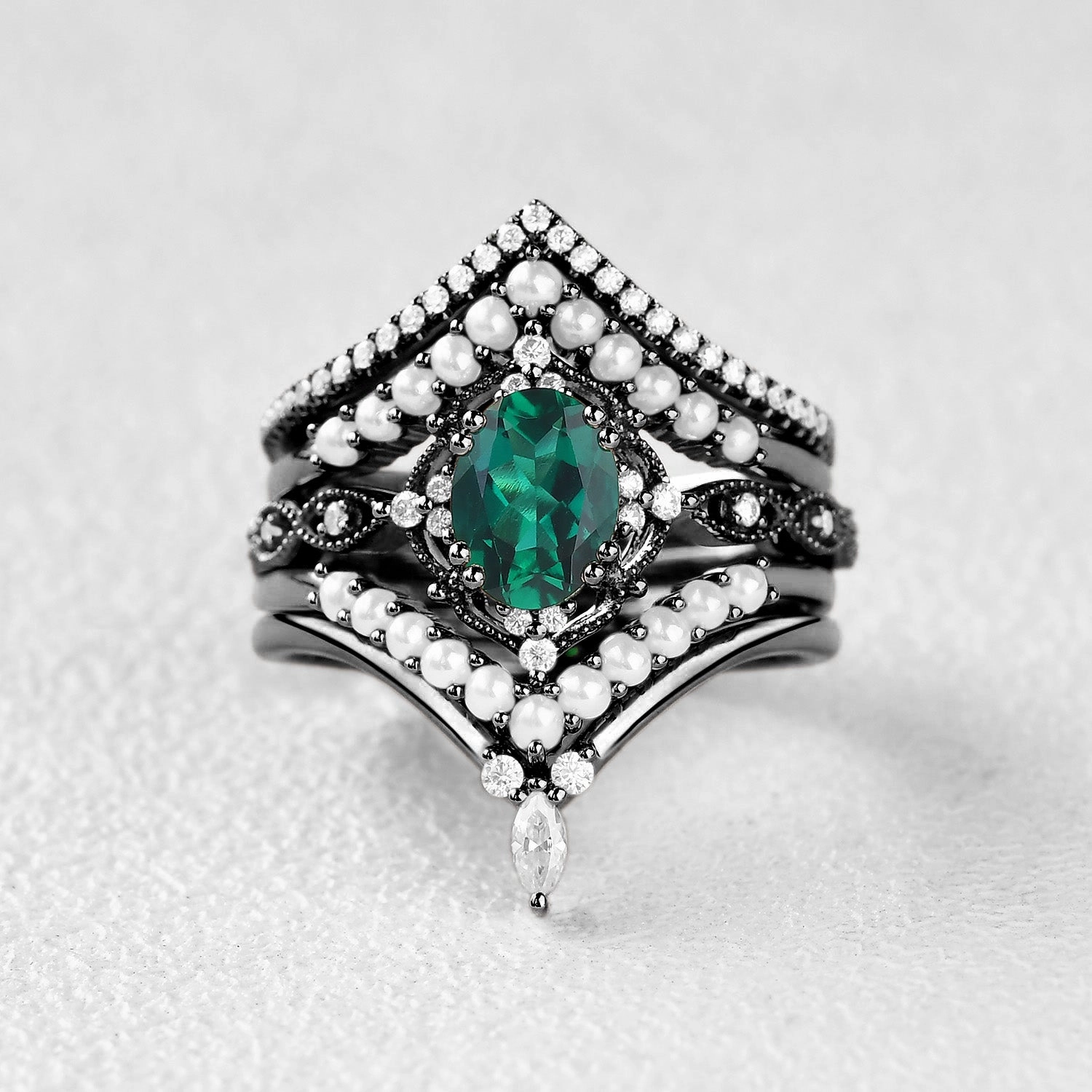 21st Century Black Gold Extravaganza Emerald Signature Vintage Rose Gold Ring Set 5pcs