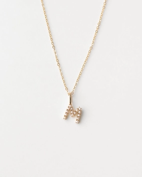 Pearl Initial Necklace Fresh Edge Shimmering Effect