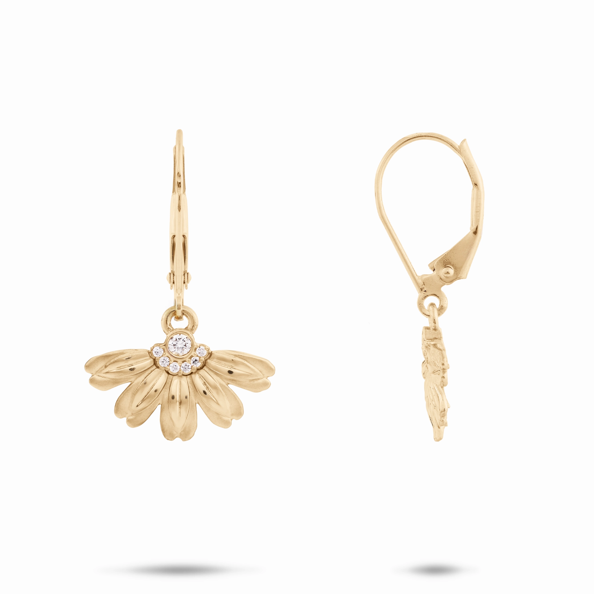 Beach Naupaka Earrings in Gold with Diamonds - 10mm Timeless Gem
