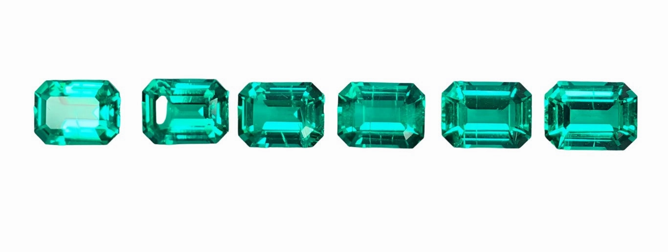 Chic Fusion Elegant Detail Lab-Grown Emerald Cut Emerald Loose Stone - Vibrant Green Gemstone for Jewelry