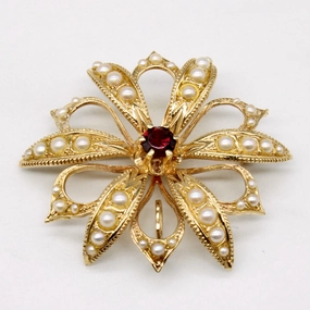 Daily Accent Garnet & Pearl Modified Brooch & Pendant | 0.50ct |