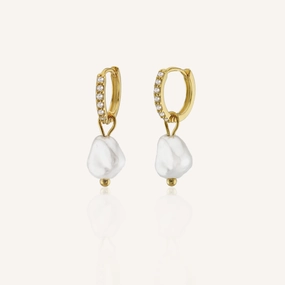 CLEO PEARL HUGGIE EARRINGS Timeless Flow