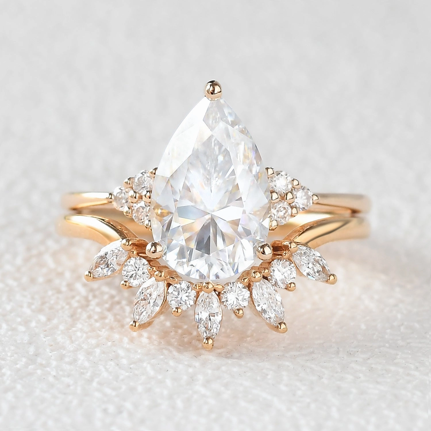 Luxury Aura 4.0ct Pear Moissanite Cluster Engagement Ring Set 2pcs