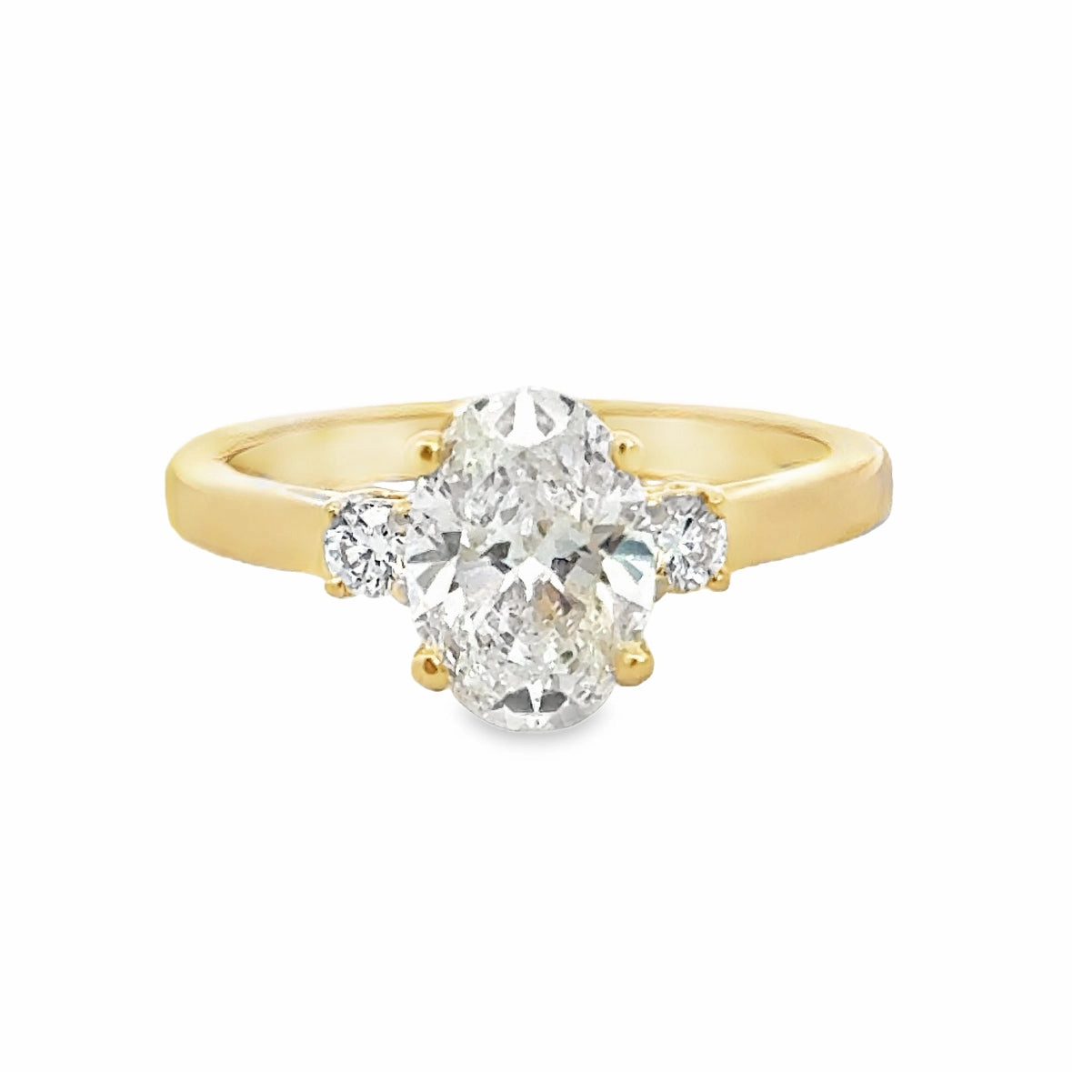 Luxury Finish Kirkland Jewelry Estate | 14K Yellow Gold Three Stone Engagement Ring