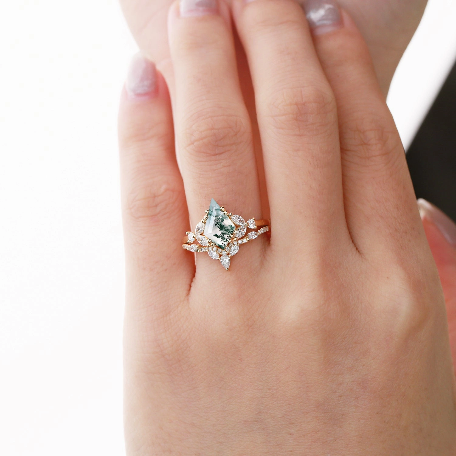 Black Gold Moss Agate Cluster Engagement Ring Set 2pcs Natural Style