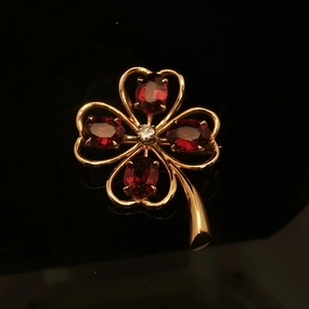 Fashion Shine Exquisite finish Estate 14K Yellow Gold 4 Leaf Clover Brooch/Pendant with Garnet and Diamond Accent