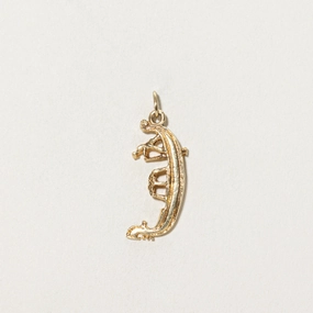 Vintage Italian 18K Yellow Gold Venetian Gondola Charm Crafted Accent Simple Elegance
