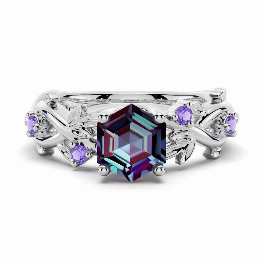 Sparkling Craftwork 2 CT Vintage Hexagon Cut Alexandrite Engagement Ring With Amethyst