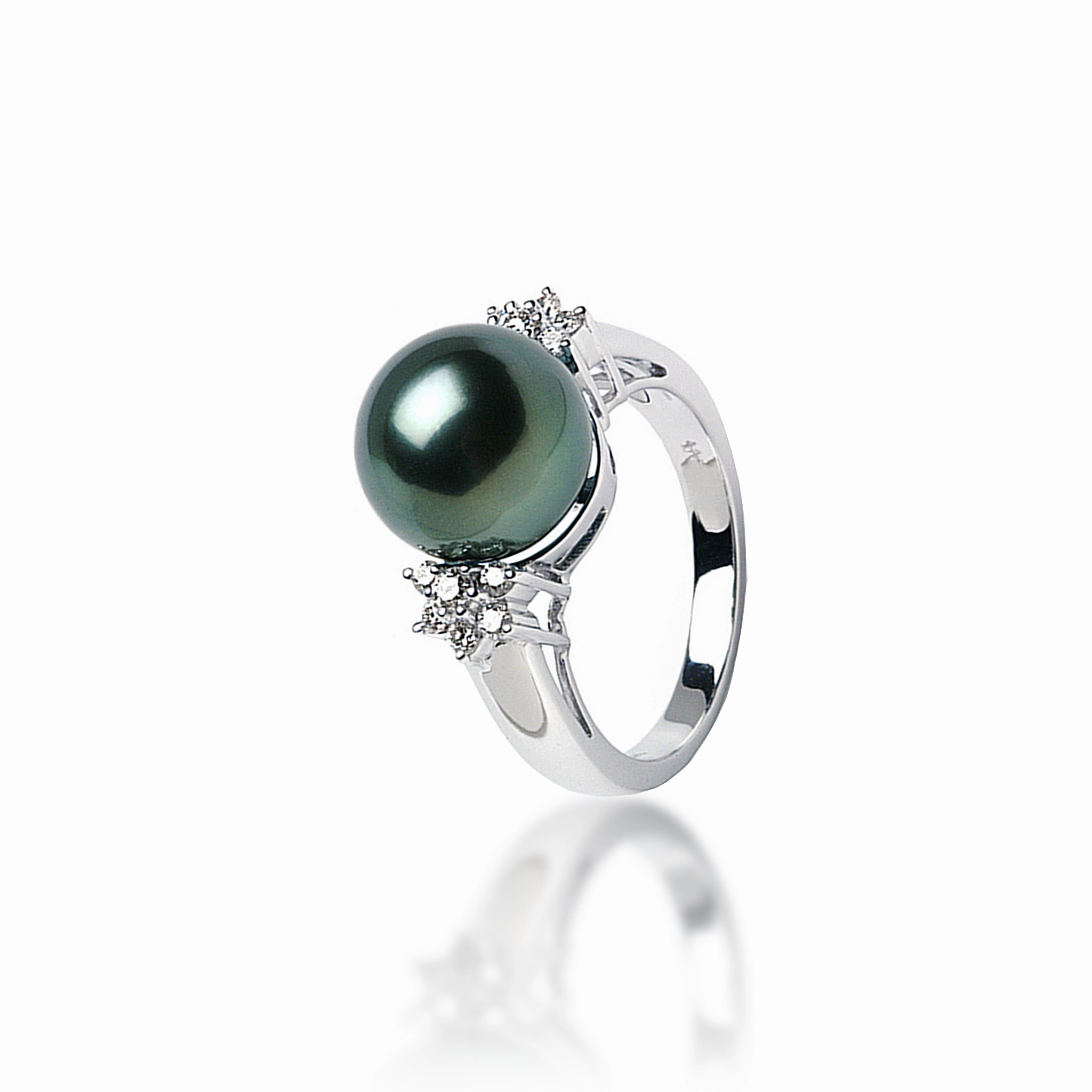 Tahitian Black Pearl Ring in White Gold with Diamonds - 11-12mm Effortless Accent