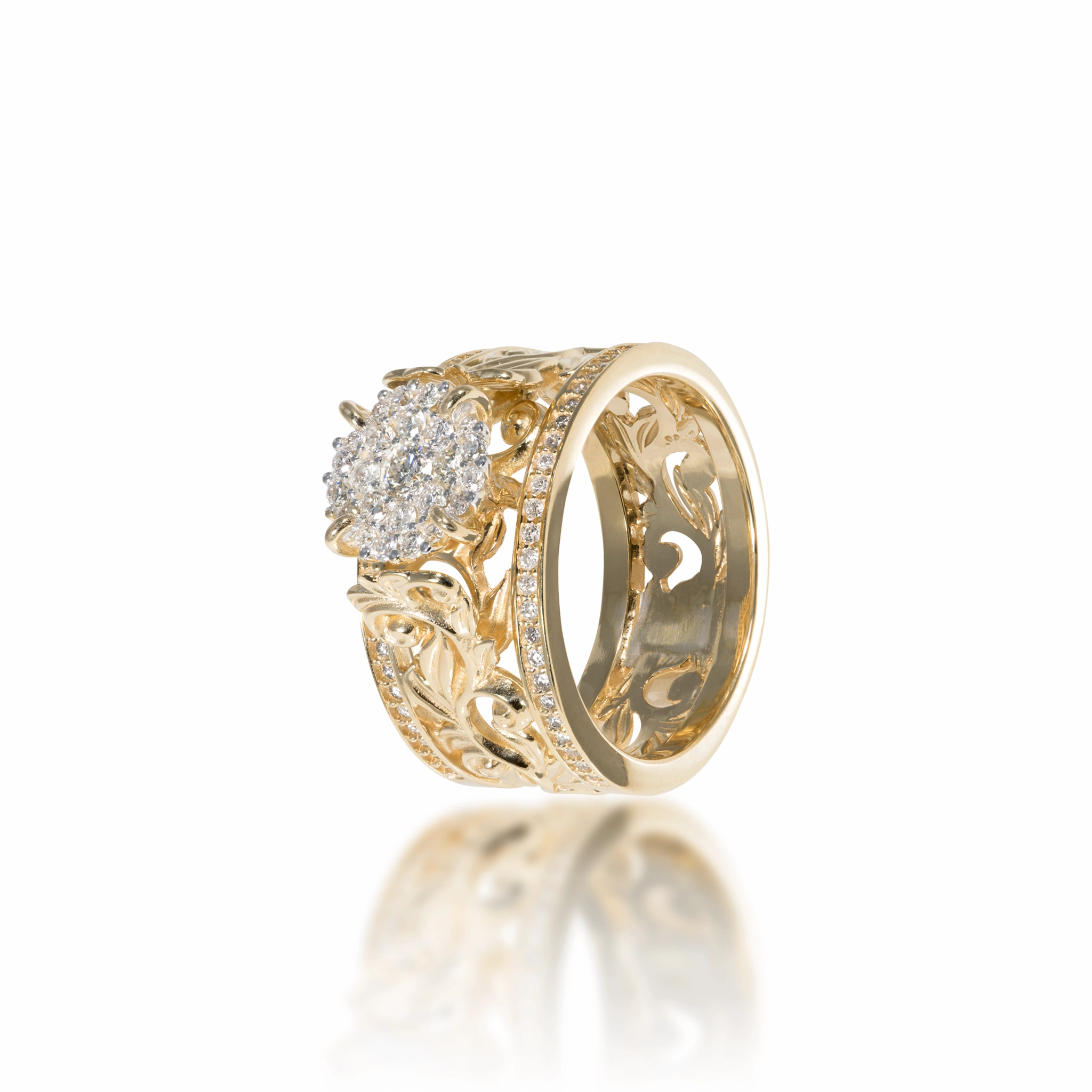 Living Heirloom Engagement Ring in Gold with Diamonds - 10mm Modern Twist Bridal Accessory