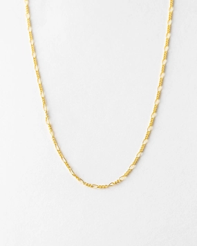Figaro Chain Quiet Shine Sparkle Focus
